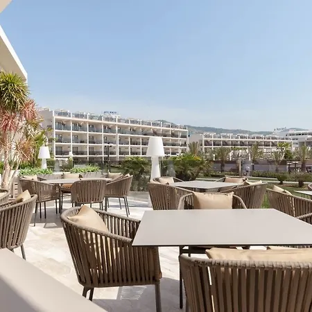 Zafiro Palace Hotel apartamentowy 5*