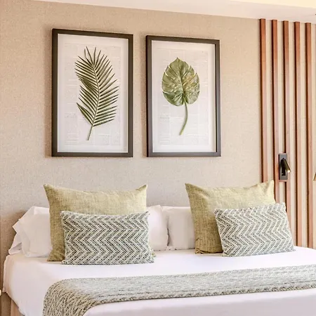 아파트호텔 Zafiro Palace Palmanova