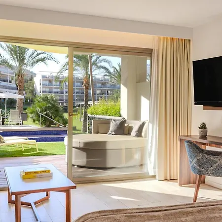 Zafiro Palace 아파트호텔 Palmanova