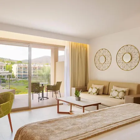 Zafiro Palace 아파트호텔 5*